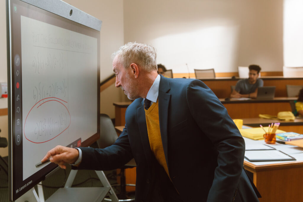 8E5778AD-A0CF-4000-B497-8EAC047E4455