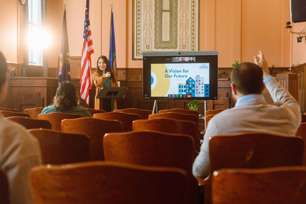 Government_Experiences_16